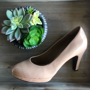 Clark’s Nude Pump